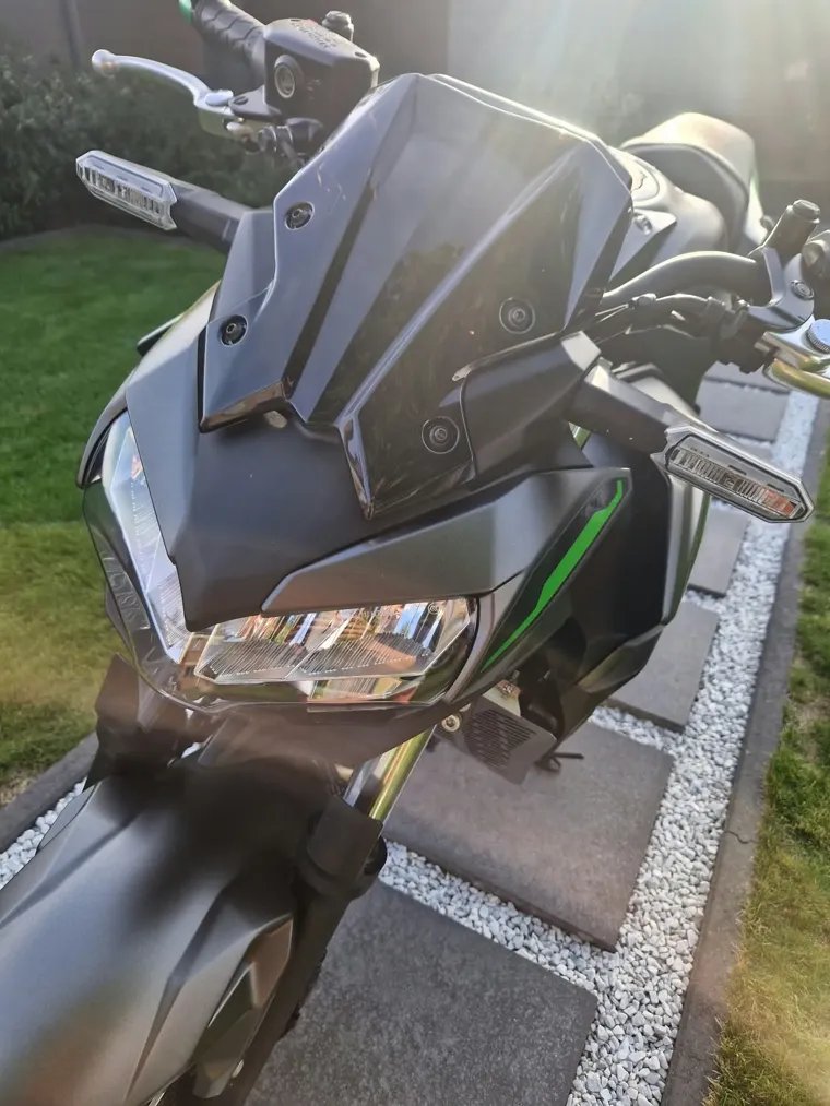 Kawasaki Z650 thumbnail